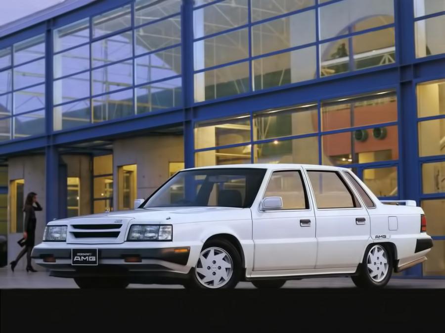  Mitsubishi Debonair V3000 Royal AMG 1986 года  (фото 4 из 9)